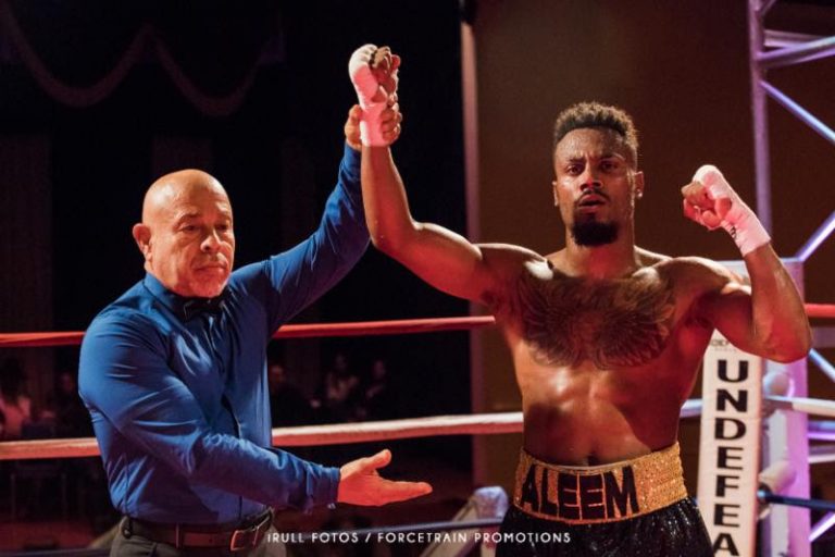 Raeese Aleem Scores BIG KNOCKOUT Victory in Houston – Breaking Boxing News