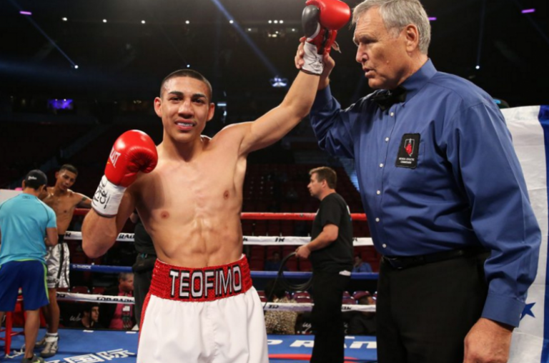 Teofimo Lopez DESTROYS Mason Menard in One Round – HUGE KNOCKOUT in 44 Seconds – BOXING NEWS