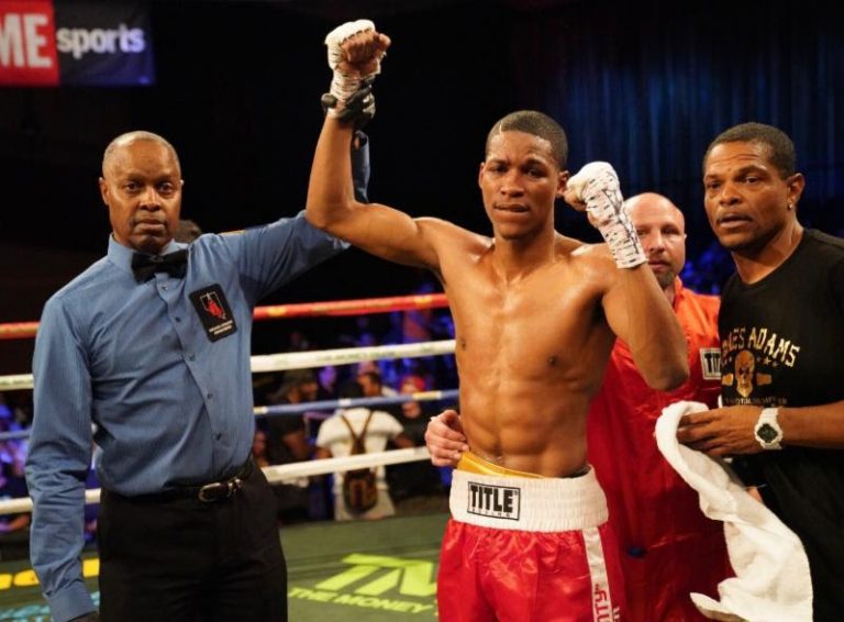 Keith Hunter Remains Undefeated With Split Decision Victory Over Sanjarbek Rakhmanov – Boxing News