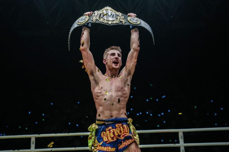 Jonathan Haggerty UPSETS Sam-A Gaiyanghadao: Wins Flyweight Muay Thai World Title – Breaking News