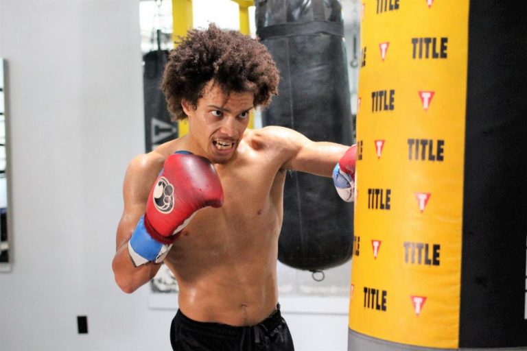 Blair “The Flair” Cobbs Ready For WAR with Steven Villalobos – Boxing News