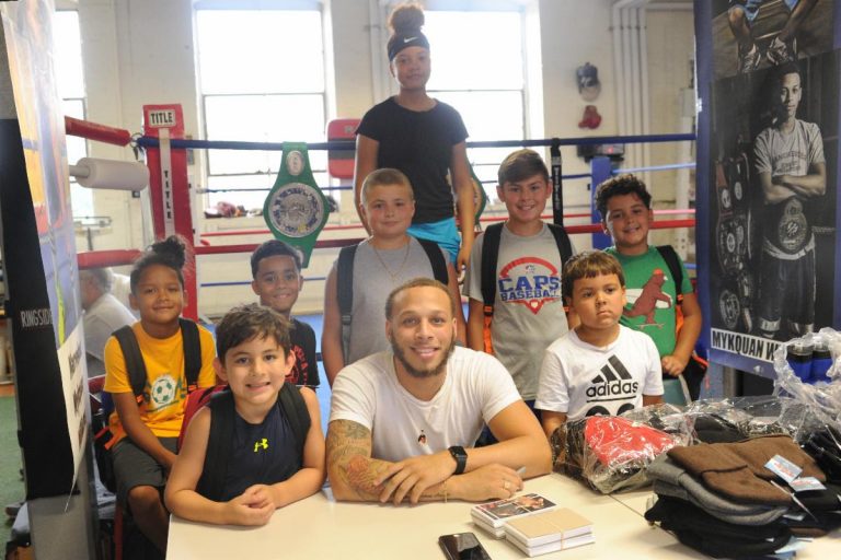 “Marvelous” Mykquan Williams Meet-and-Greet & Back to School backpack giveaway a KO – Boxing News