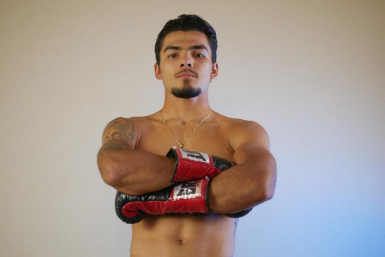 Hot Prospect Justin Cardona Makes Staples Center Debut – Boxing News