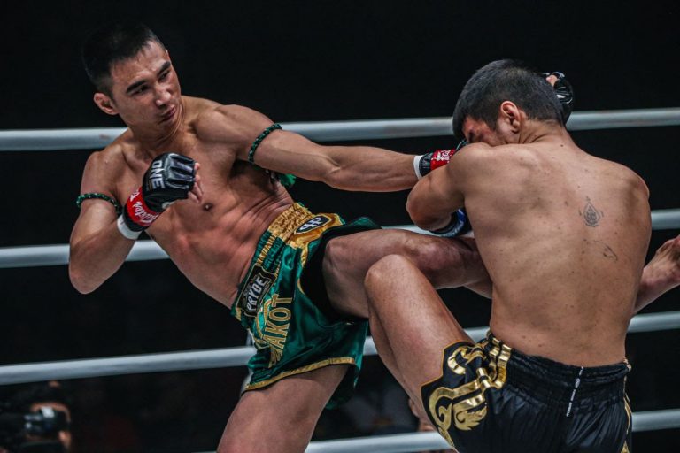 PETCHMORAKOT PETCHYINDEE ACADEMY CAPTURES INAUGURAL ONE FEATHERWEIGHT MUAY THAI WORLD CHAMPIONSHIP WITH VICTORY OVER PONGSIRI PK.SAENCHAIMUAYTHAIGYM – MMA News