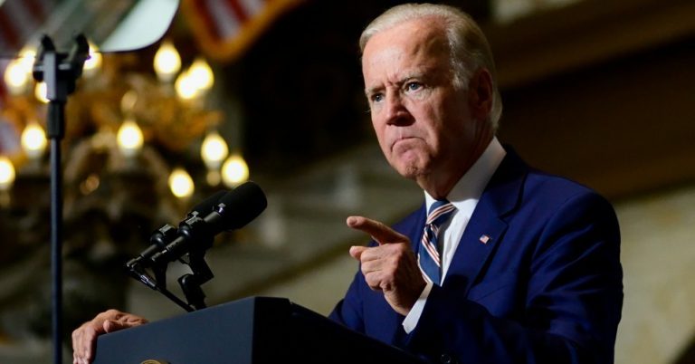 Joe Biden GOES CRAZY on Detroit Michigan Auto Worker: “YOU’RE FULL OF SHIT!” – Breaking News