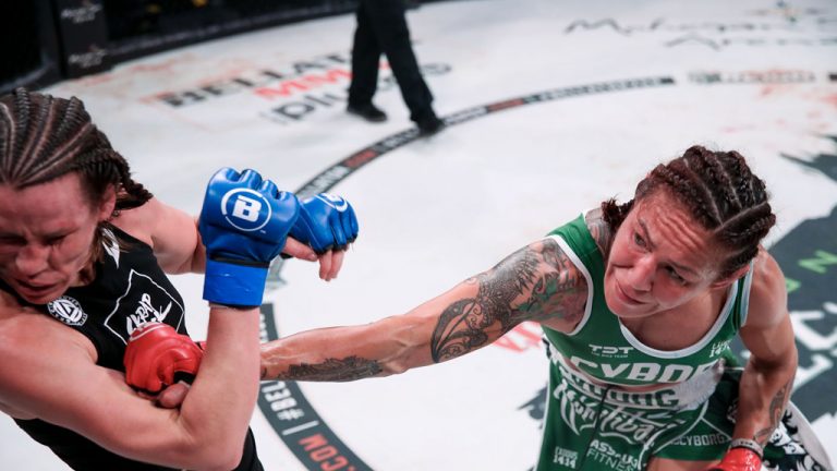 Cris Cyborg KNOCKS OUT Leslie Smith in 5 – MMA Results & News