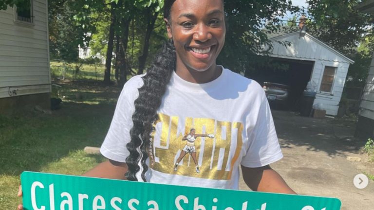 Claressa Shields has Street She Grew up on in Flint Honorarily Renamed After Her – Boxing News