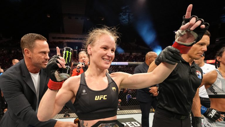 Valentina Shevchenko Defeats Taila Santos to Defend UFC Women’s Flyweight World Championship Title at UFC 275 – MMA News