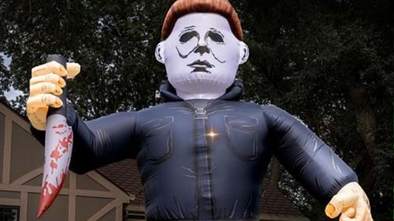 Giant Michael Myers inflatables available for pre-order from HalloweenCostumes.com  – News